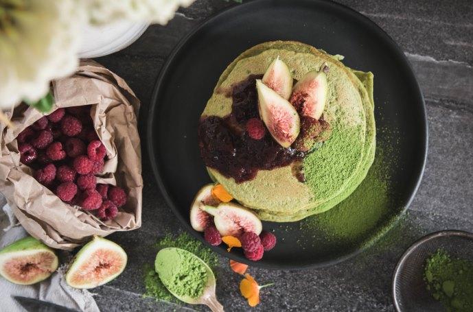 AUTUMN MATCHA PANCAKES